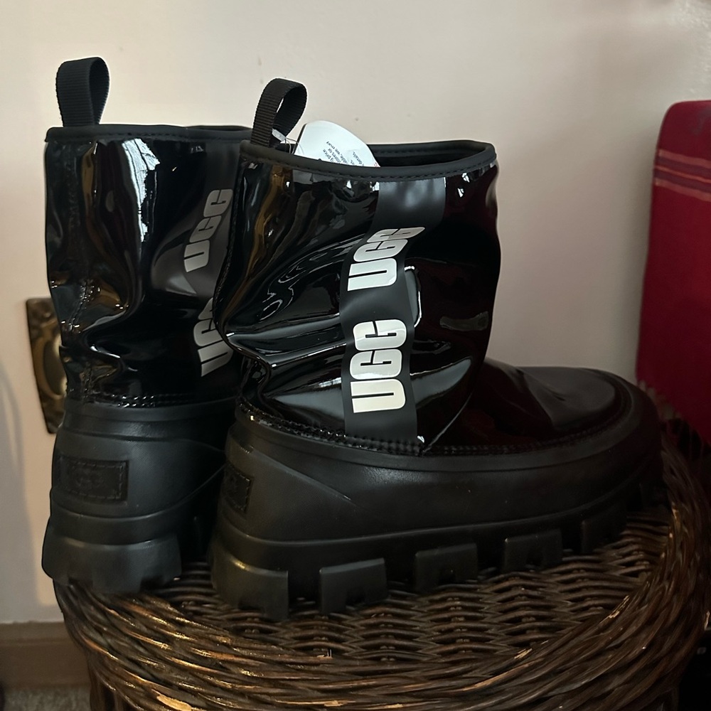 UGG Women’s Classic Brellah Mini Boot in BLACK